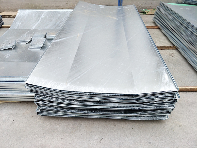 热镀锌桥架盖板 W=2550mm.jpg