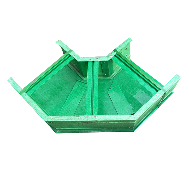 梯式玻璃钢水平弯通.jpg